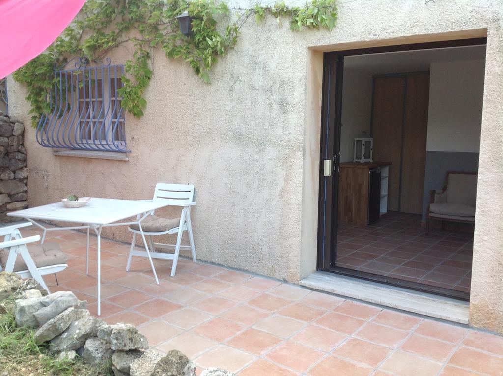 Le Patio Fleuri Ξενοδοχείο Lorgues Δωμάτιο φωτογραφία