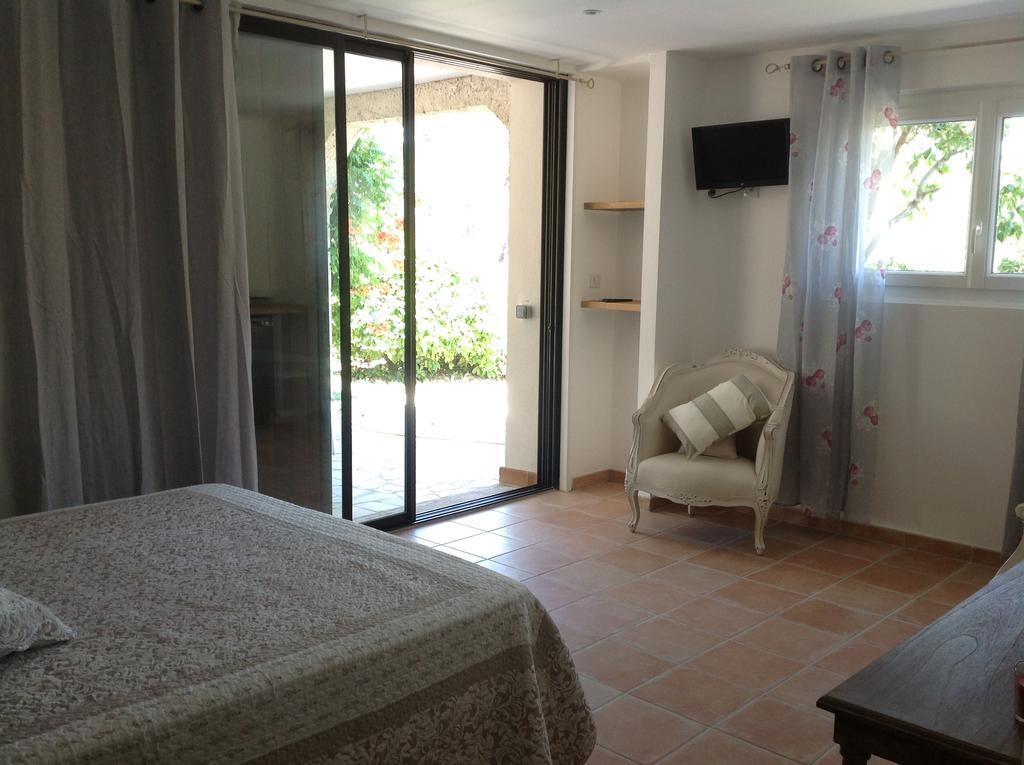 Le Patio Fleuri Ξενοδοχείο Lorgues Δωμάτιο φωτογραφία