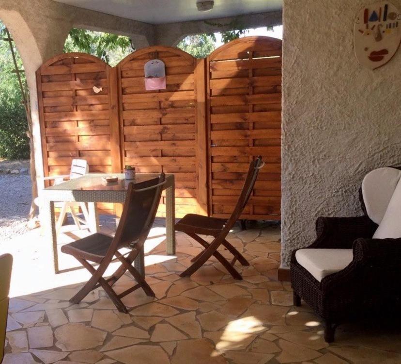 Le Patio Fleuri Ξενοδοχείο Lorgues Εξωτερικό φωτογραφία